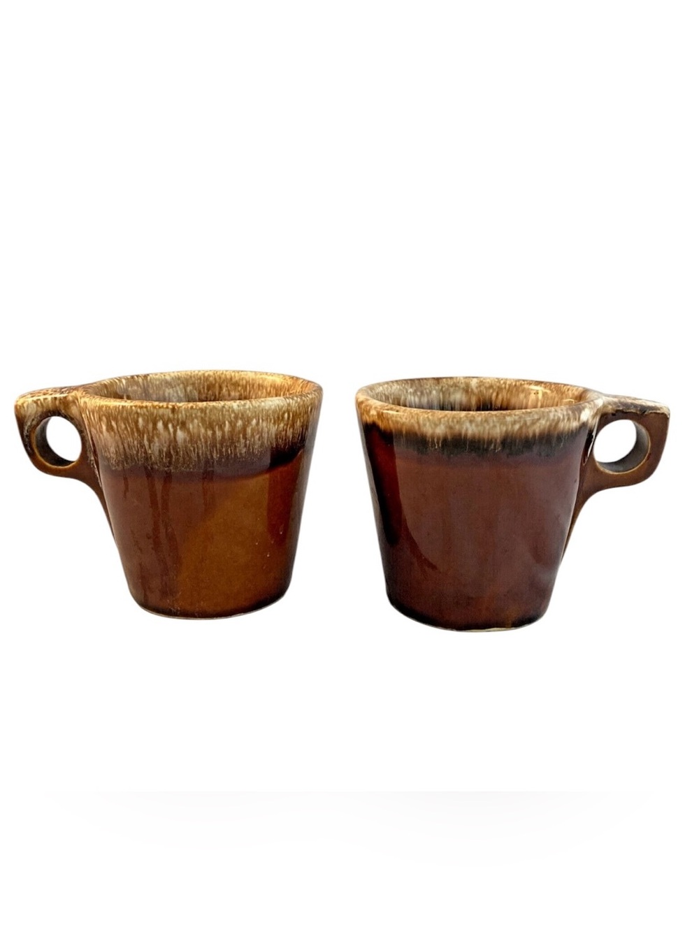 Vintage Hull Pottery mug  O shaped handle set of 2